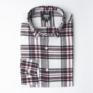 Under 5’10 brand shirt Men’s size Large.